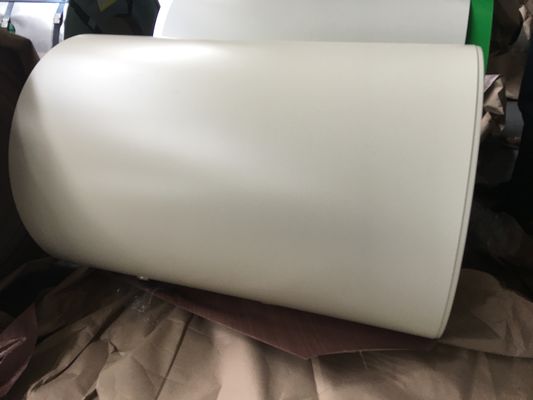 Voorgeverfde kleurbedekte stalen rol 600 mm-1250 mm met supercorrosiebestendigheid