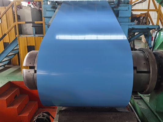 Kleur voorgeverfde gegalvaniseerde stalen spoel 600 mm-1250 mm Breedte voor de bouw